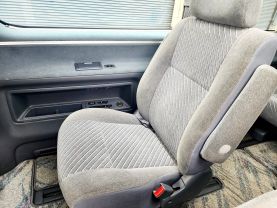 1996 TOYOTA GRANVIA VAN 1KZ-TE G