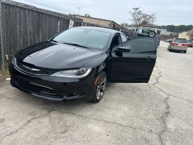 2016 Chrysler 200 - Image 1