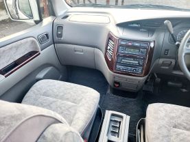 1997 NISSAN ELGRAND SUV VG33E V