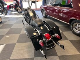 2013 HARLEY DAVIDSON ROAD KING MOTORCYCLE - -