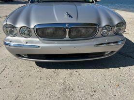 2006 JAGUAR XJ SEDAN V8, 4.2 LITER XJ VANDEN PLAS SEDAN 4D