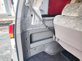 1997 NISSAN ELGRAND SUV VG33E V