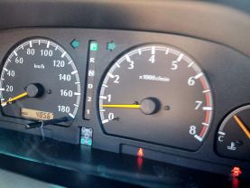 1997 NISSAN ELGRAND SUV VG33E V