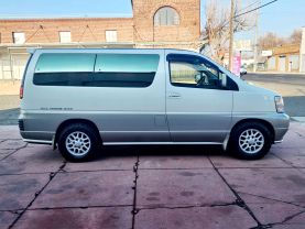 1997 NISSAN ELGRAND SUV VG33E V