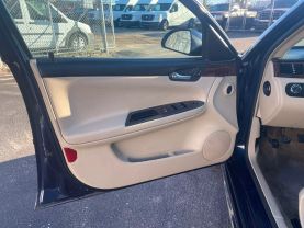 2011 CHEVROLET IMPALA SEDAN BLUE AUTOMATIC - Auto Spot