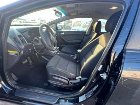 2017 KIA FORTE5 HATCHBACK BLACK AUTOMATIC - Auto Spot