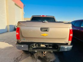 2012 CHEVROLET SILVERADO 1500 CREW CAB PICKUP V8, FLEX FUEL, 5.3 LITER LTZ PICKUP 4D 5 3/4 FT