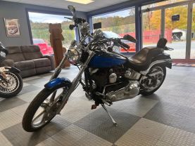 2004 HARLEY DAVIDSON SOFTAIL DEUCE MOTORCYCLE - -