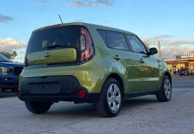 2014 KIA SOUL WAGON GREEN MANUAL -  V & B Auto Sales