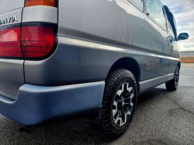 1996 TOYOTA GRANVIA VAN 1KZ-TE G