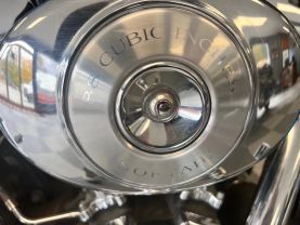 2004 HARLEY DAVIDSON SOFTAIL DEUCE MOTORCYCLE - -