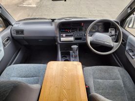 1997 TOYOTA HIACE CAMPER 1KZ-TE DX