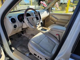 2006 MERCURY MOUNTAINEER SUV V8, 4.6 LITER PREMIER SPORT UTILITY 4D