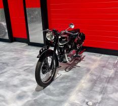 1946 TRIUMPH 3T ANTIQUE - -
