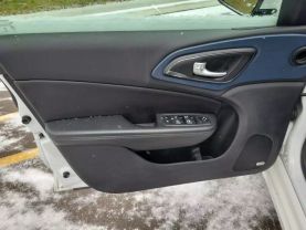 2015 CHRYSLER 200 SEDAN V6, 3.6 LITER 200S SEDAN 4D
