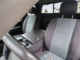 2006 NISSAN TITAN KING CAB PICKUP V8, 5.6 LITER SE PICKUP 4D 6 1/2 FT