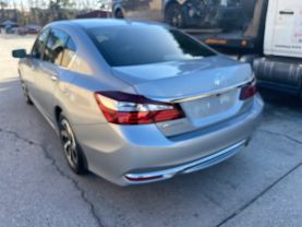 2016 Honda Accord - Image 19