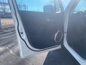 2015 JEEP RENEGADE SUV WHITE AUTOMATIC - Auto Spot