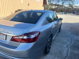 2016 Honda Accord - Image 17