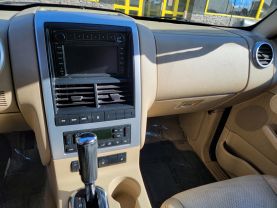 2006 MERCURY MOUNTAINEER SUV V8, 4.6 LITER PREMIER SPORT UTILITY 4D