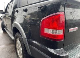 2010 FORD EXPLORER SPORT TRAC SUV V6, 4.0 LITER XLT SPORT UTILITY PICKUP 4D