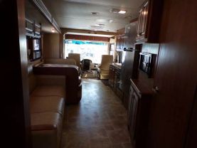 2015 THOR MOTOR COACH MIRAMAR - - 34.2 - LA Auto Star in Virginia Beach, VA