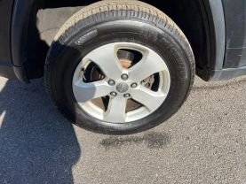 2013 JEEP GRAND CHEROKEE SUV GREEN AUTOMATIC - Auto Spot