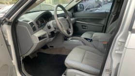 2005 JEEP GRAND CHEROKEE SUV V6, 3.7 LITER LAREDO SPORT UTILITY 4D