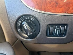 2013 CHRYSLER TOWN & COUNTRY PASSENGER WHITE AUTOMATIC - Auto Spot