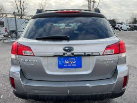 2010 SUBARU OUTBACK WAGON SILVER AUTOMATIC - Auto Spot