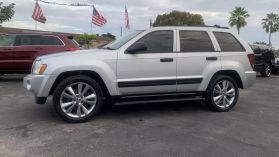 2005 JEEP GRAND CHEROKEE SUV V6, 3.7 LITER LAREDO SPORT UTILITY 4D