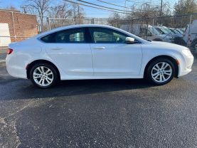 2015 CHRYSLER 200 SEDAN WHITE AUTOMATIC - Auto Spot