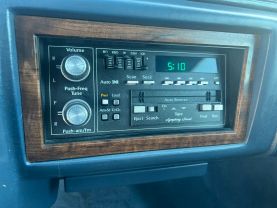 1993 CADILLAC DEVILLE COUPE V8, 4.9 LITER COUPE 2D