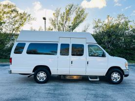 2010 FORD E350 SUPER DUTY PASSENGER PASSENGER WHITE AUTOMATIC - Citywide Auto Group LLC
