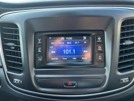 2015 CHRYSLER 200 SEDAN WHITE AUTOMATIC - Auto Spot