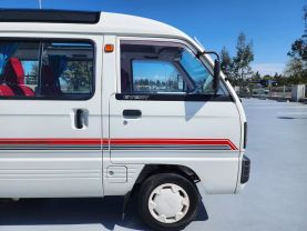 1985 SUZUKI EVERY VAN F5A EX