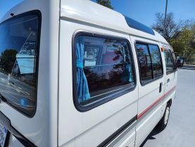 1985 SUZUKI EVERY VAN F5A EX