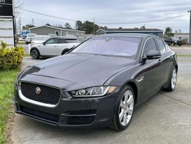 2017 Jaguar Xe Xe 25t Prestige Sedan 4d - Image 7