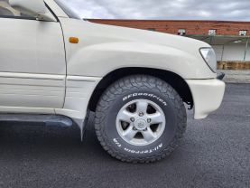 1998 TOYOTA LAND CRUISER SUV 2UZ-FE VX LIMITED