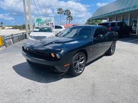 2018 DODGE CHALLENGER COUPE PITCH BLACK CLEARCOAT AUTOMATIC - Tropical Auto Sales