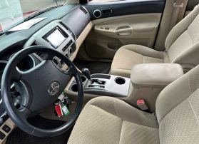 2010 TOYOTA TACOMA DOUBLE CAB PICKUP V6, 4.0 LITER PRERUNNER PICKUP 4D 5 FT