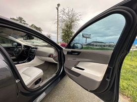2017 Jaguar Xe Xe 25t Prestige Sedan 4d - Image 26