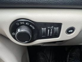 2015 CHRYSLER 200 SEDAN BLACK AUTOMATIC - Auto Spot