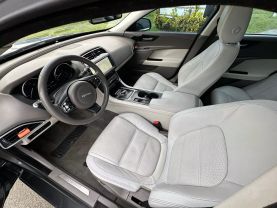 2017 Jaguar Xe Xe 25t Prestige Sedan 4d - Image 16