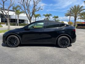 2022 TESLA MODEL Y SUV DUAL AC ELECTRIC MOTORS LONG RANGE SPORT UTILITY 4D