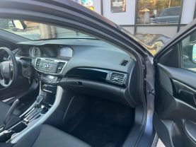 2017 Honda Accord - Image 8