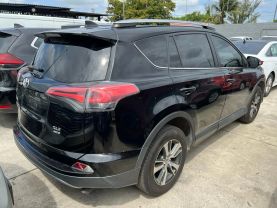 2017 Toyota Rav4 - Image 3