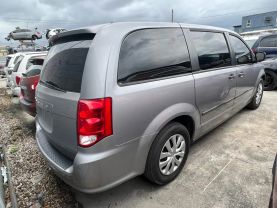 2014 Dodge Grand Caravan Passenger - Image 3