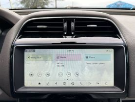 2017 Jaguar Xe Xe 25t Prestige Sedan 4d - Image 38