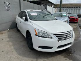 2015 Nissan Sentra - Image 2